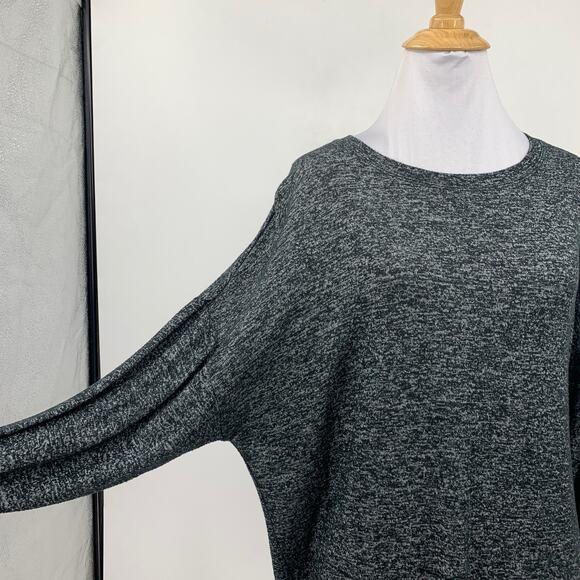 Athleta Top Womens M Medium Black Grey Mindful Dolman Pullover Lightweight Crew - Picture 4 of 13